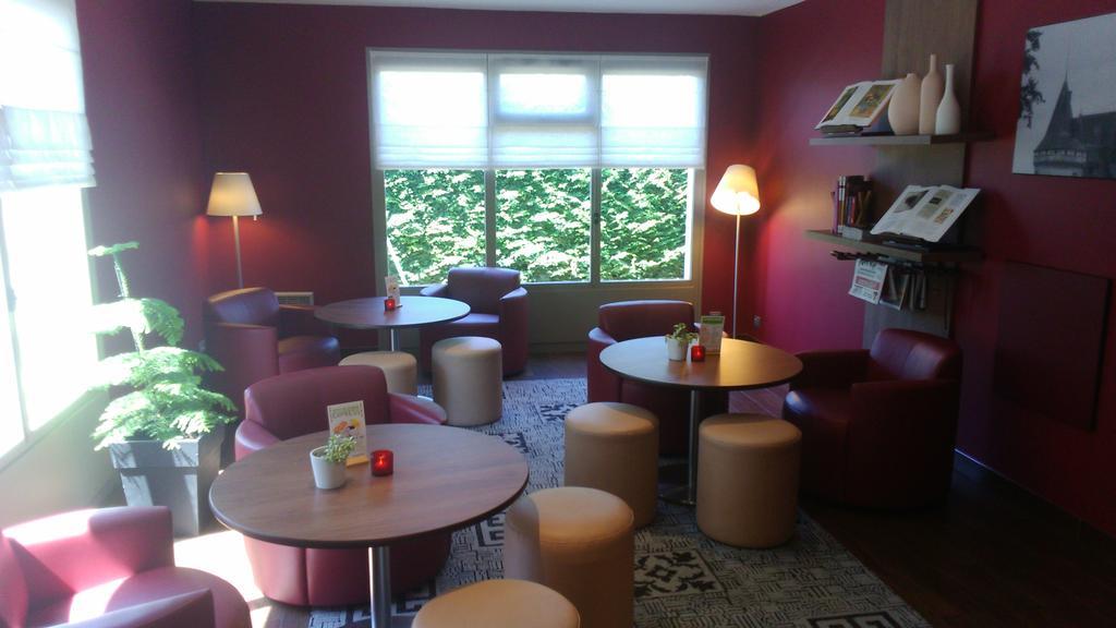 Campanile Montargis - Amilly Hotel Amilly  Екстериор снимка