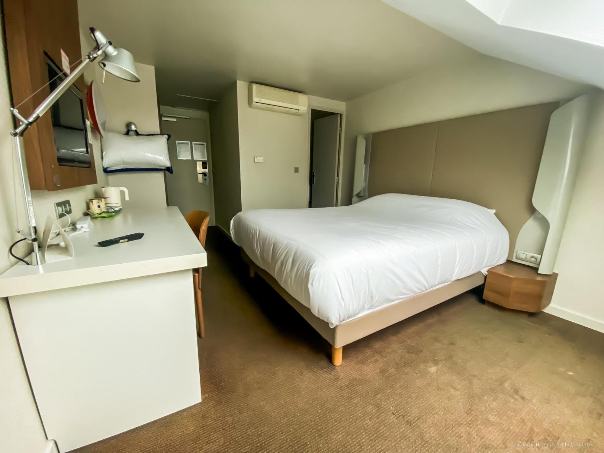 Campanile Montargis - Amilly Hotel Amilly  Екстериор снимка