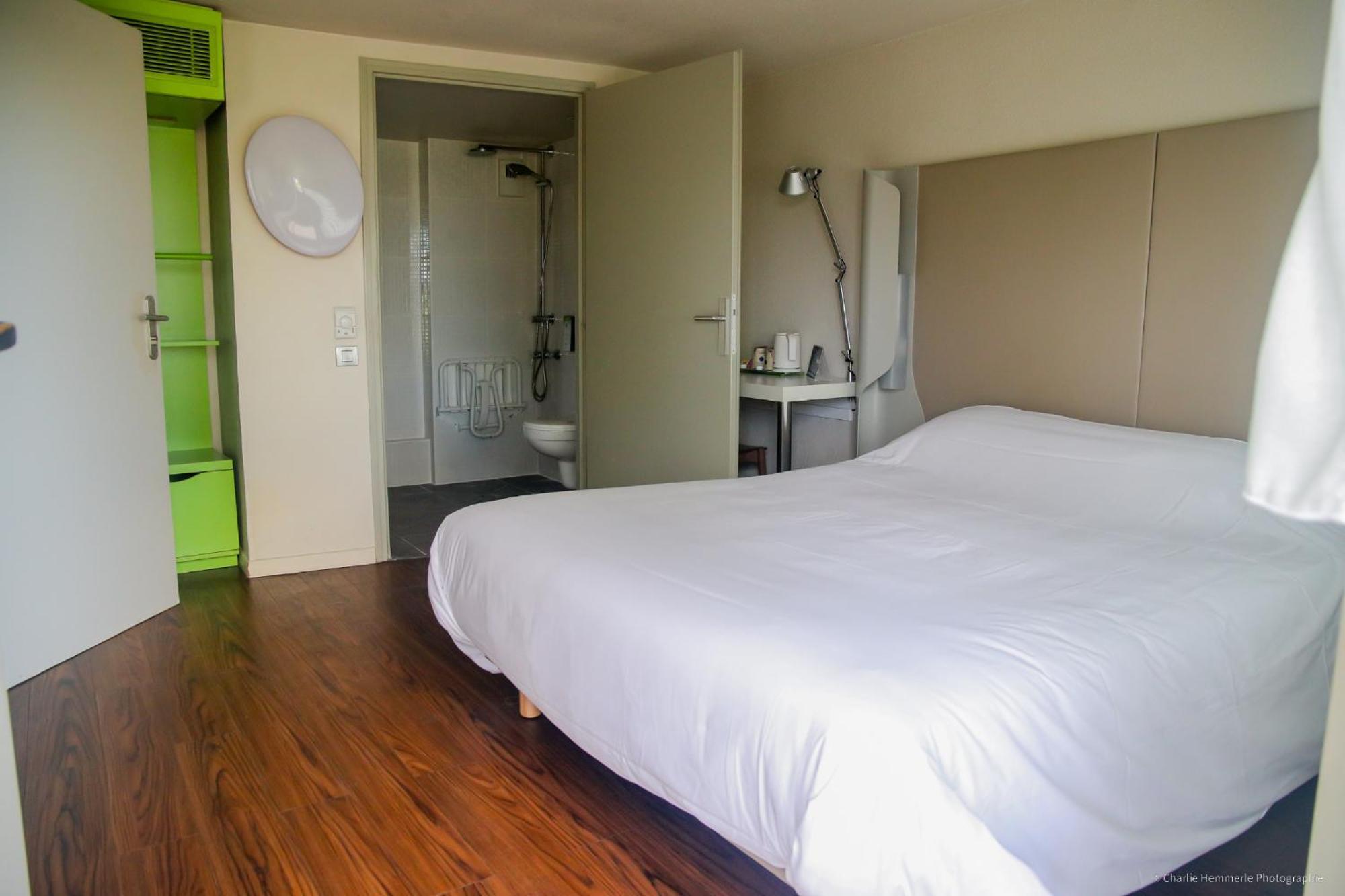 Campanile Montargis - Amilly Hotel Amilly  Екстериор снимка