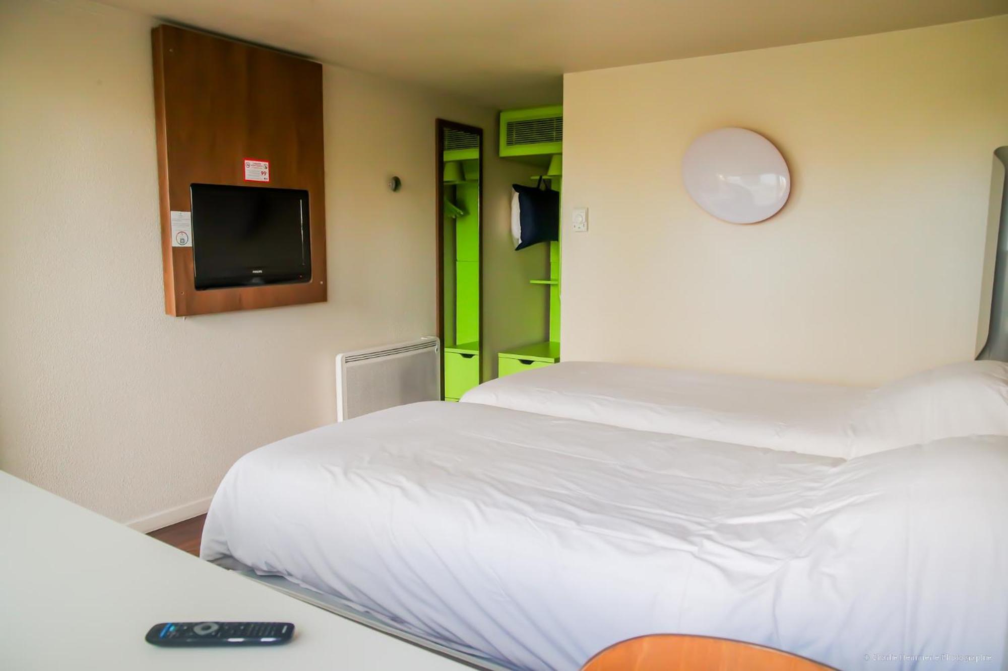 Campanile Montargis - Amilly Hotel Amilly  Екстериор снимка