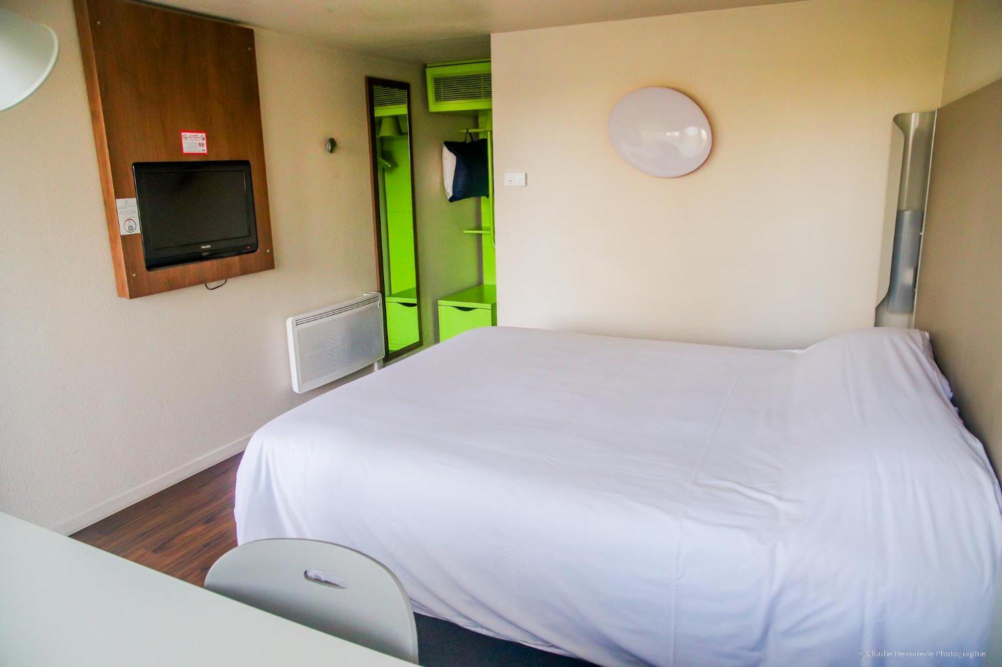 Campanile Montargis - Amilly Hotel Amilly  Екстериор снимка