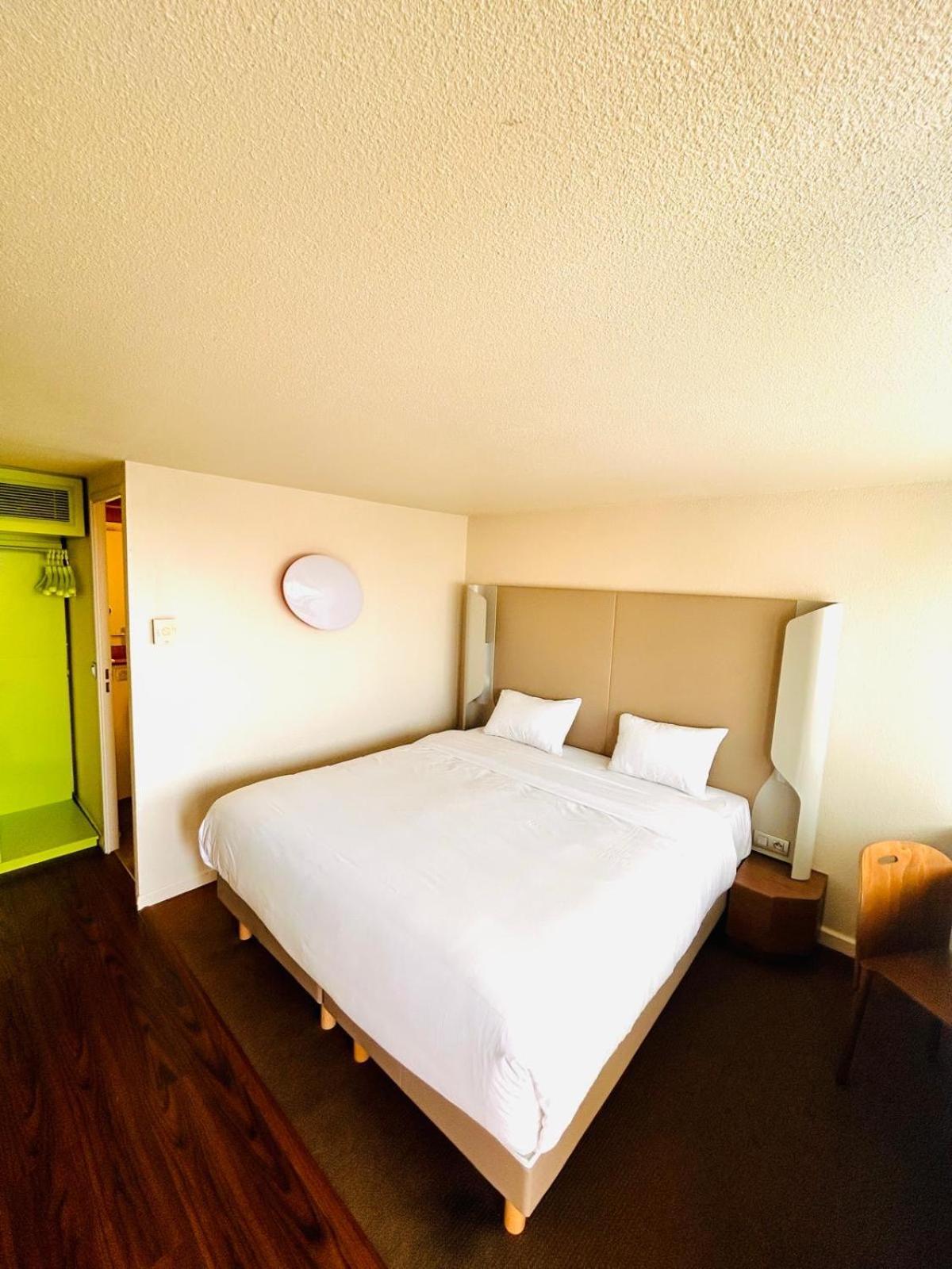 Campanile Montargis - Amilly Hotel Amilly  Екстериор снимка
